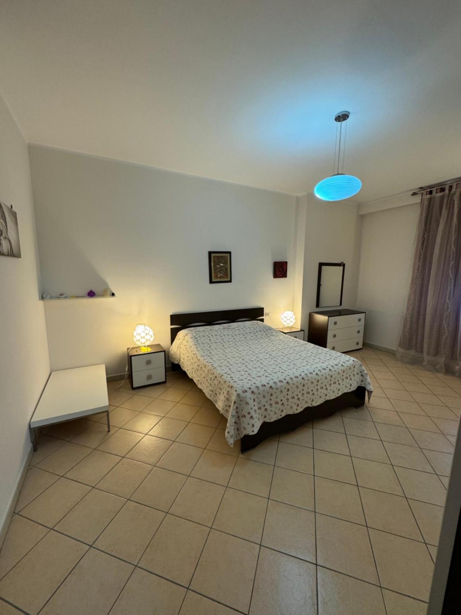 3 Bedrooms Apartment Shkodër Esterno foto