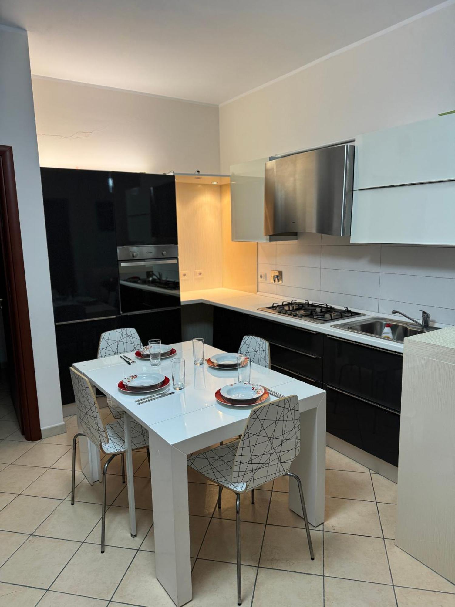 3 Bedrooms Apartment Shkodër Esterno foto